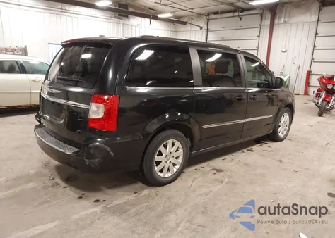 2016 Chrysler Town & Country Touring from USA, damaged, VIN 2C4RC1BG8GR239147